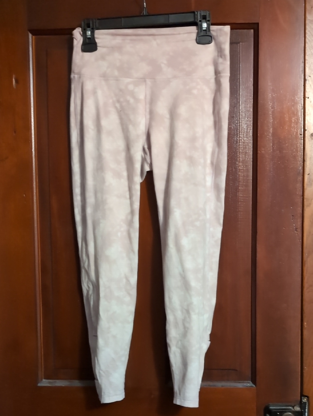 Old Navy Balance Light Pink Cloud Leggings